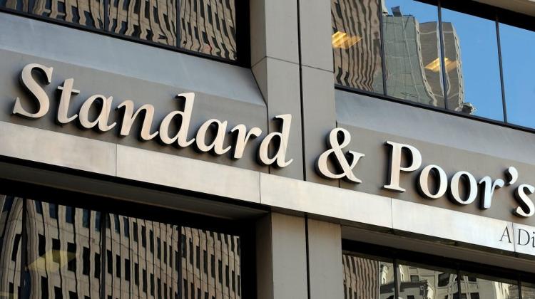 S+P Affirms Hungary Rating; Outlook Still Stable