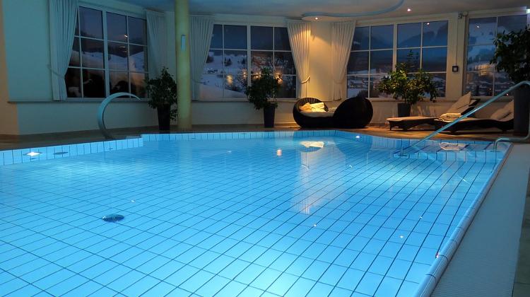 New HUF 3.2 bln Swimming Pool Inaugurated In Budapest