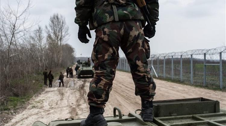 Army Starts Reinforcing Barriers Along Hungary-Serbia Border