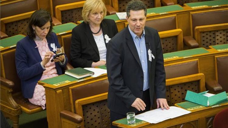 Opposition Hails Govt Climbdown As ‘Victory’