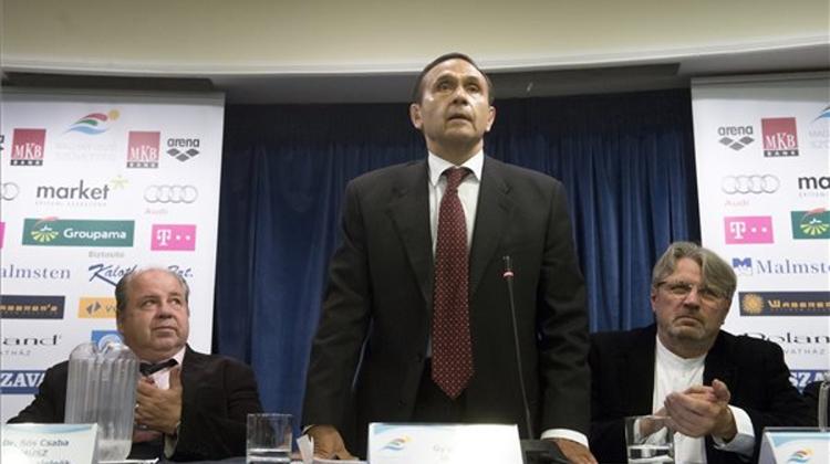 Swimming Federation Backs Gyárfás