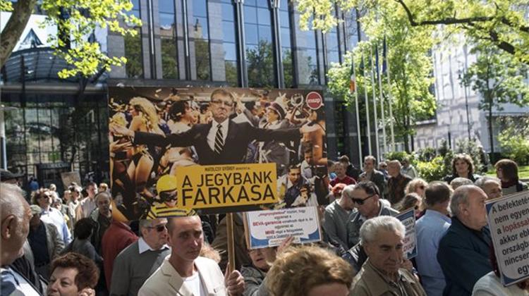 Opposition Calls On Orbán To Dismiss Matolcsy Over Financial Skullduggery