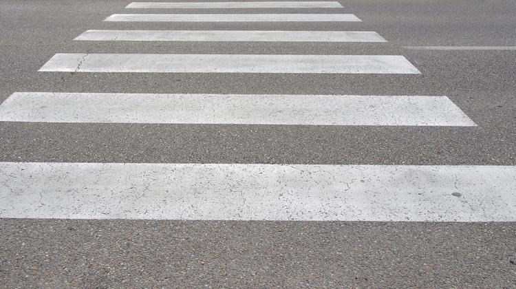 Hungarian Police Fine Afghan HUF 50.000  For Jaywalking