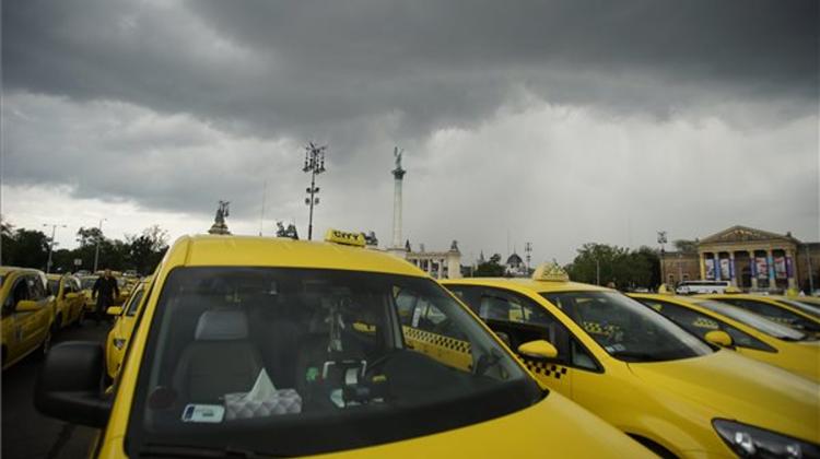 Hungarian Taxis Plan Another Demo For Today