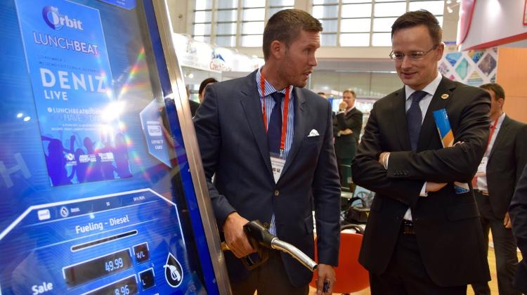 Hungarian Companies Sign Contracts Worth $10 Mln With Chinese Partners