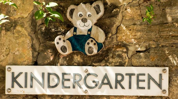 Cabinet To Support Work Place Nurseries