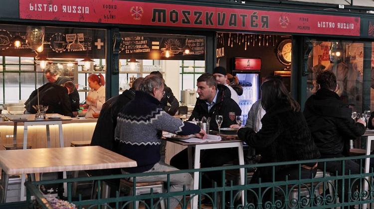 Restaurant Review: MoszkvaTéR Streetfood In Budapest