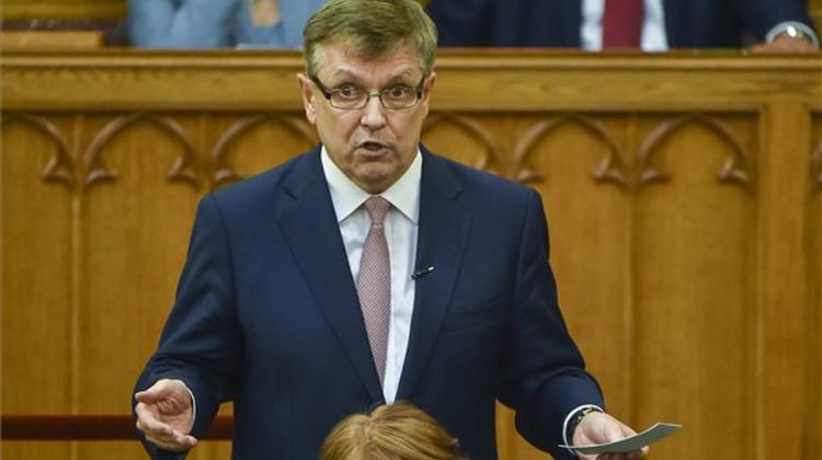 Matolcsy Files Defamation Lawsuit Against Socialist MP