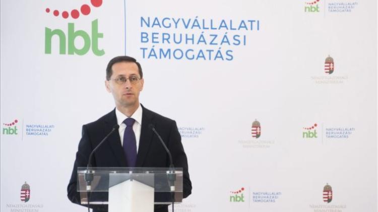 Hungarian Socialists Dismiss Varga’s Comments As ‘Farcical’