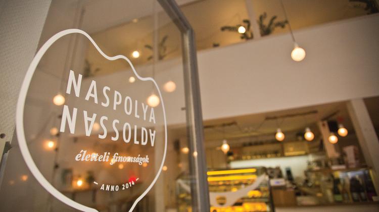 Restaurant Review: Café & Pastry Shop Naspolya Nassolda