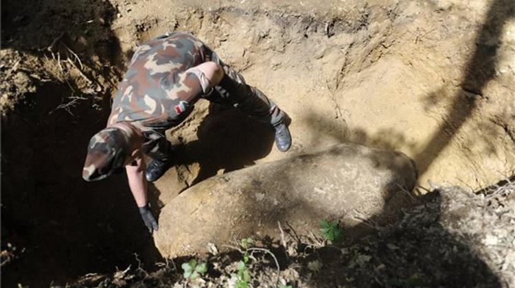 Families Of Perished Explosives Experts To Receive Over HUF 10M