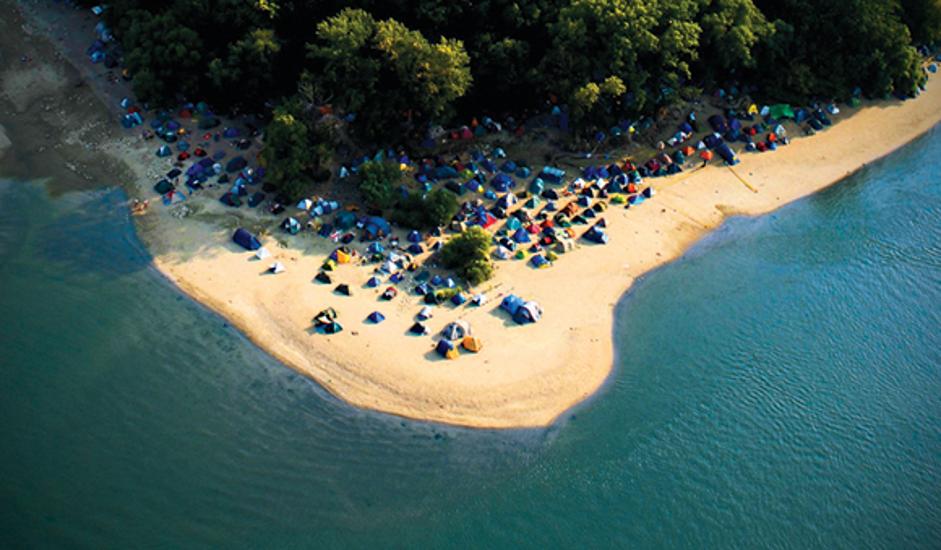 Sziget Founder Opens Budapest Beach