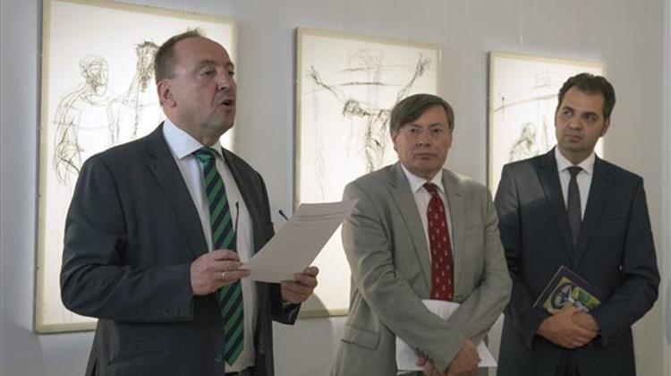 Official: Hungary Has No Alternative To European Integration