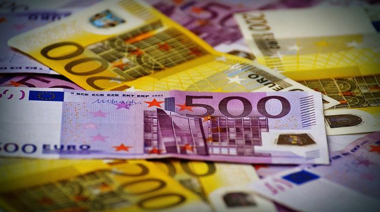 Varga: No Hurry To Adopt Euro