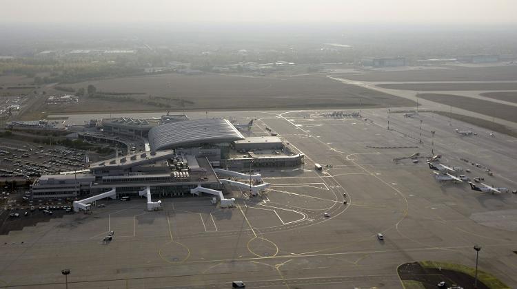 Residents Object To Budapest Airport Noise