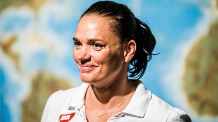 Hungarian Kayak Champion Kovács Retires