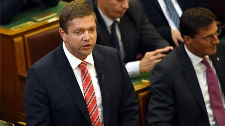 ‘No Plans’ To Settle Migrants In Socialist Run Cities