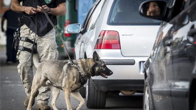 More Than 1,000 Training To Join Police Border Guard