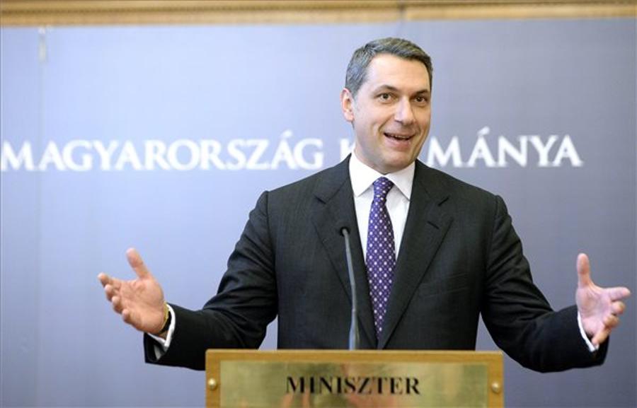 Lázár: Hungary Expected To Come Under Huge Pressure Over Migration