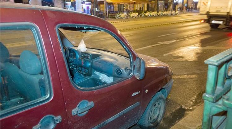 Video: Police Looking For Young Suspect In Central Budapest Blast