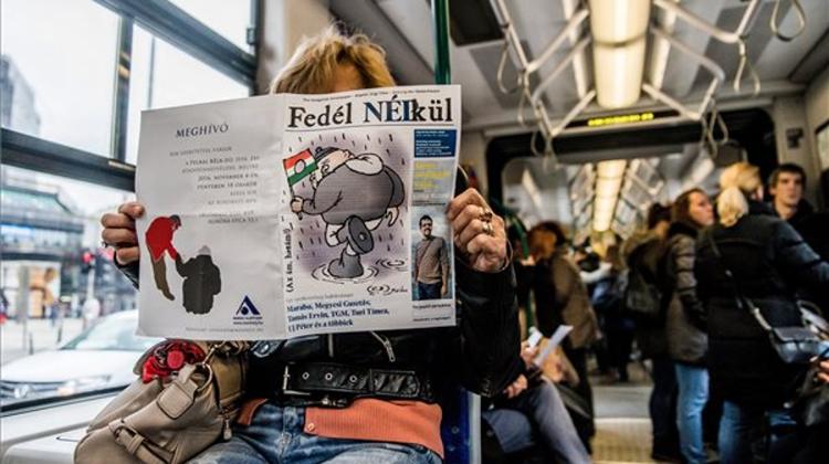 “Homeless Népszabadság” Sells Out