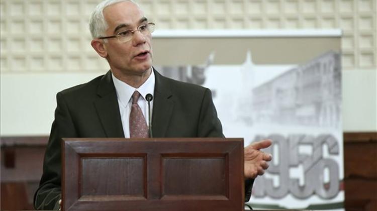 Balog: Health-Care Staff Salaries To Double In 2010-2020