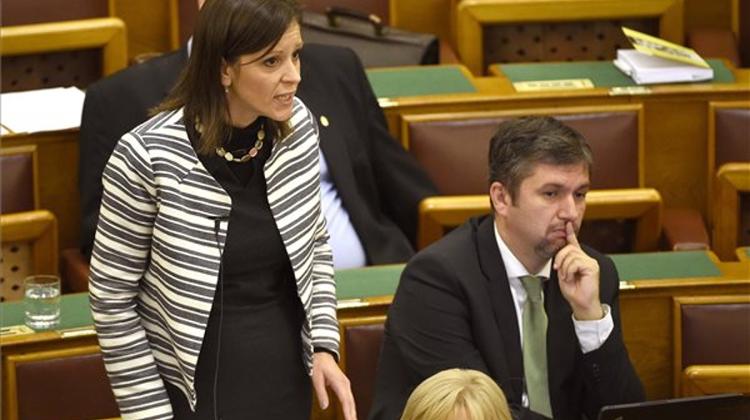 Bernadett Szél Calls Gyurcsány’s Presence In Politics A “Very Serious Problem”