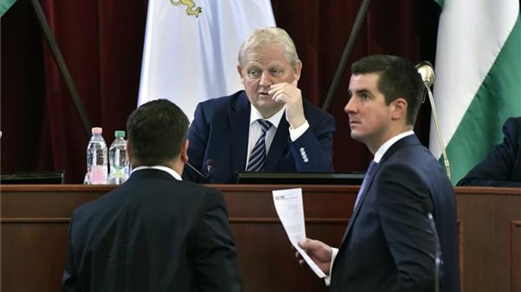 Tarlós Alerts Public To Dangers Of Delaying Metro 3 Revamp