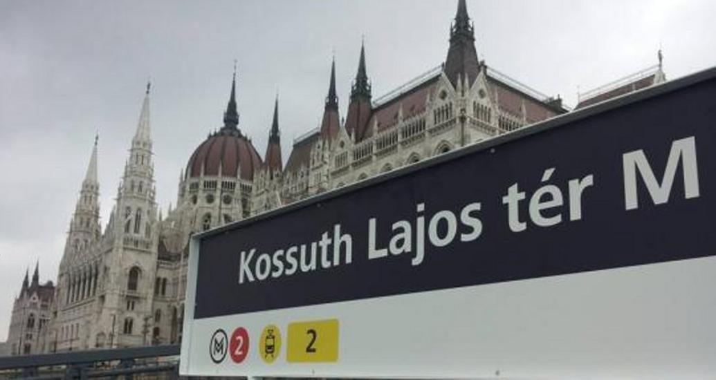 Metro M2 Will Not Serve Kossuth Tér For 3 Months