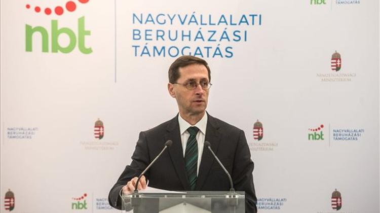 Varga Urges Swift Developments In Vocational Training