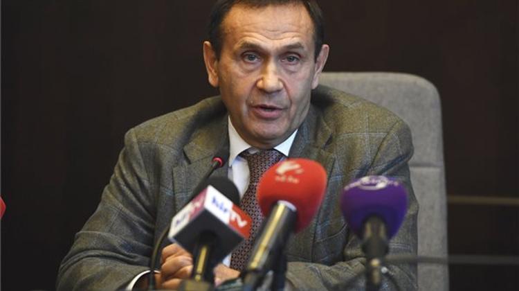 Gyárfás Throws In The Towel