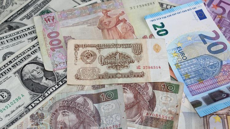 BUX Hits New Record High Again, Currency Exchange