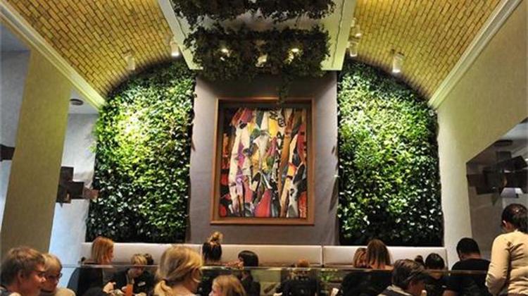 Xpat Review: Costes Downtown Biz Lunch