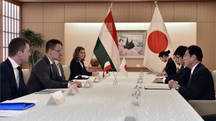 Hungary’s Foreign Minister Visits Japan