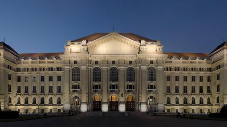 Foreign Students Spend Annual 140 Million Euros In Debrecen, Szeged, Pécs