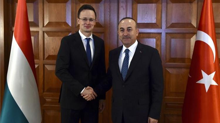 Hungary To Grant Visa Preferences To Turkish Business People