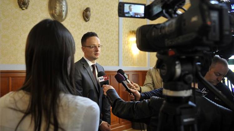 Govt Ready To Discuss Higher Ed, Civil Orgs Law With US