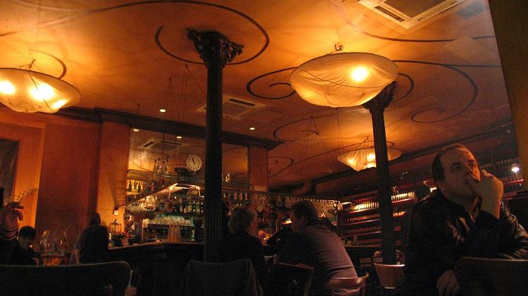 Trio Assaulted For Pro-CEU Views