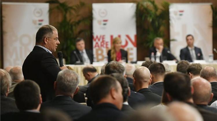 Ruling Party’s Group Leader Kósa: Fidesz Wants Stricter Rules On Political Party Ads