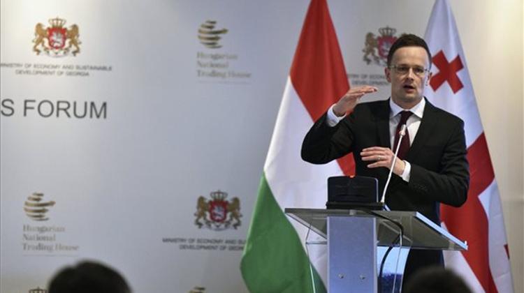 Szijjártó Hits Back At EU Commissioner’s Criticism Of PM’s Europe Policy