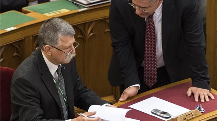 Parliamentary Speaker: Illegal Migration ‘Means To Suppress Central Europe’