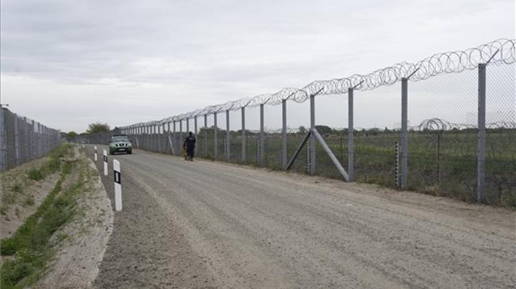 Ministry: Electrified Fence A Rumour