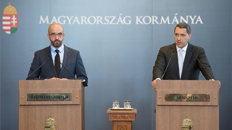 Government Office Chief: Critics Of Public Survey ‘Do Not Understand Democracy’