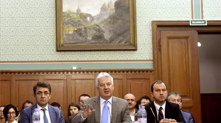 Over 950,000 Got Hungarian Citizenship Since 2010