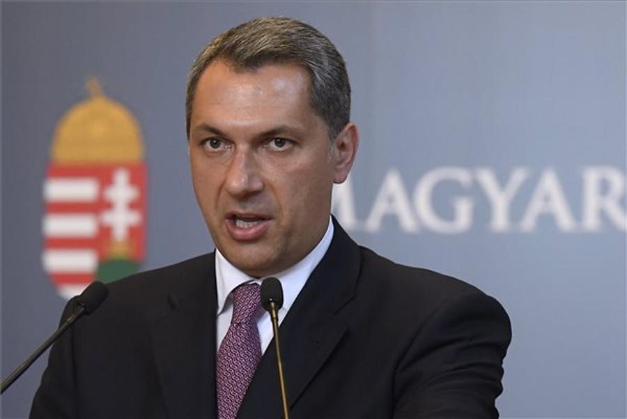 Lázár: Migration At Heart Of Hungary’s V4 Presidency