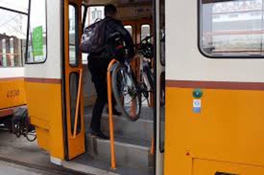 More Trams To Carry Bikes