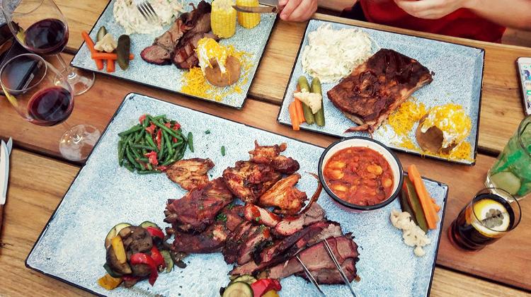 Restaurant Review: Budapest Barbecue Company