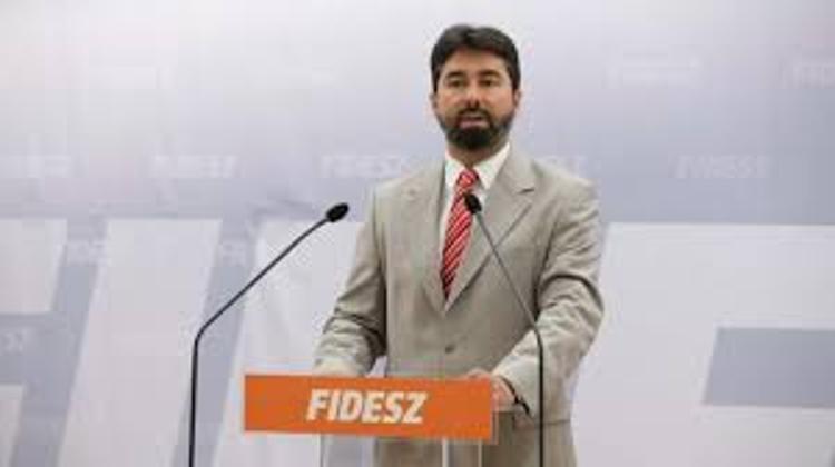 Fidesz: 2018 A Choice Between ‘Orbán Or Dismantling Fence’