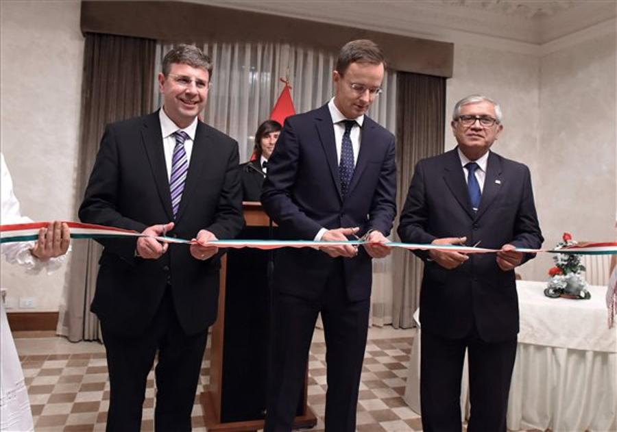 Szijjártó Reopens Hungarian Embassy In Lima