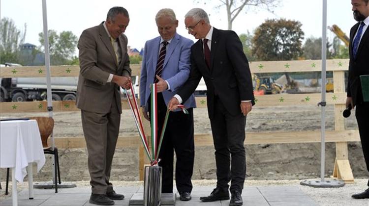 Expansion Of Budapest Zoo Begins